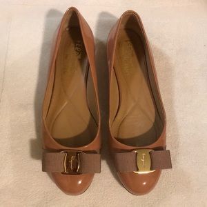 Salvatore Ferragamo nude patent Varina flats 35.5